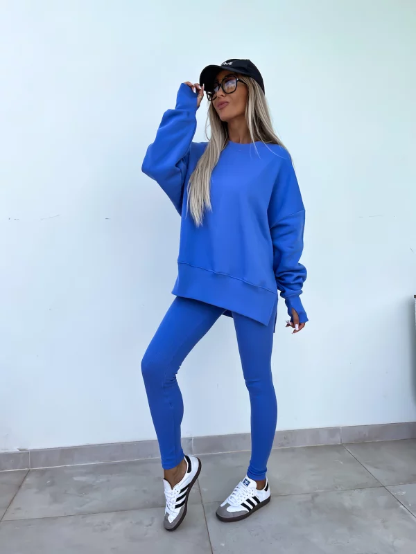 Gracefully Styled Garment for Any Occasion