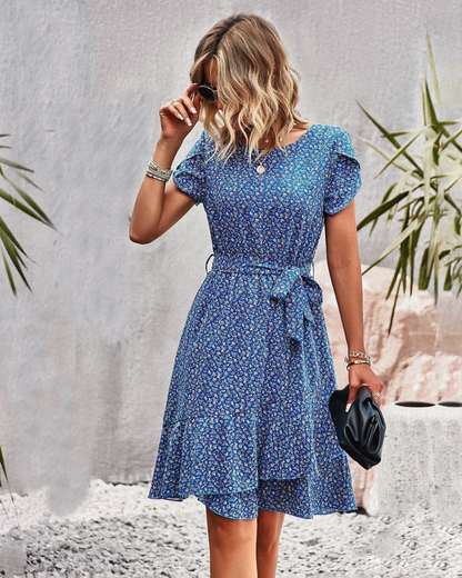 Polished Dress with an Effortless Classic Look