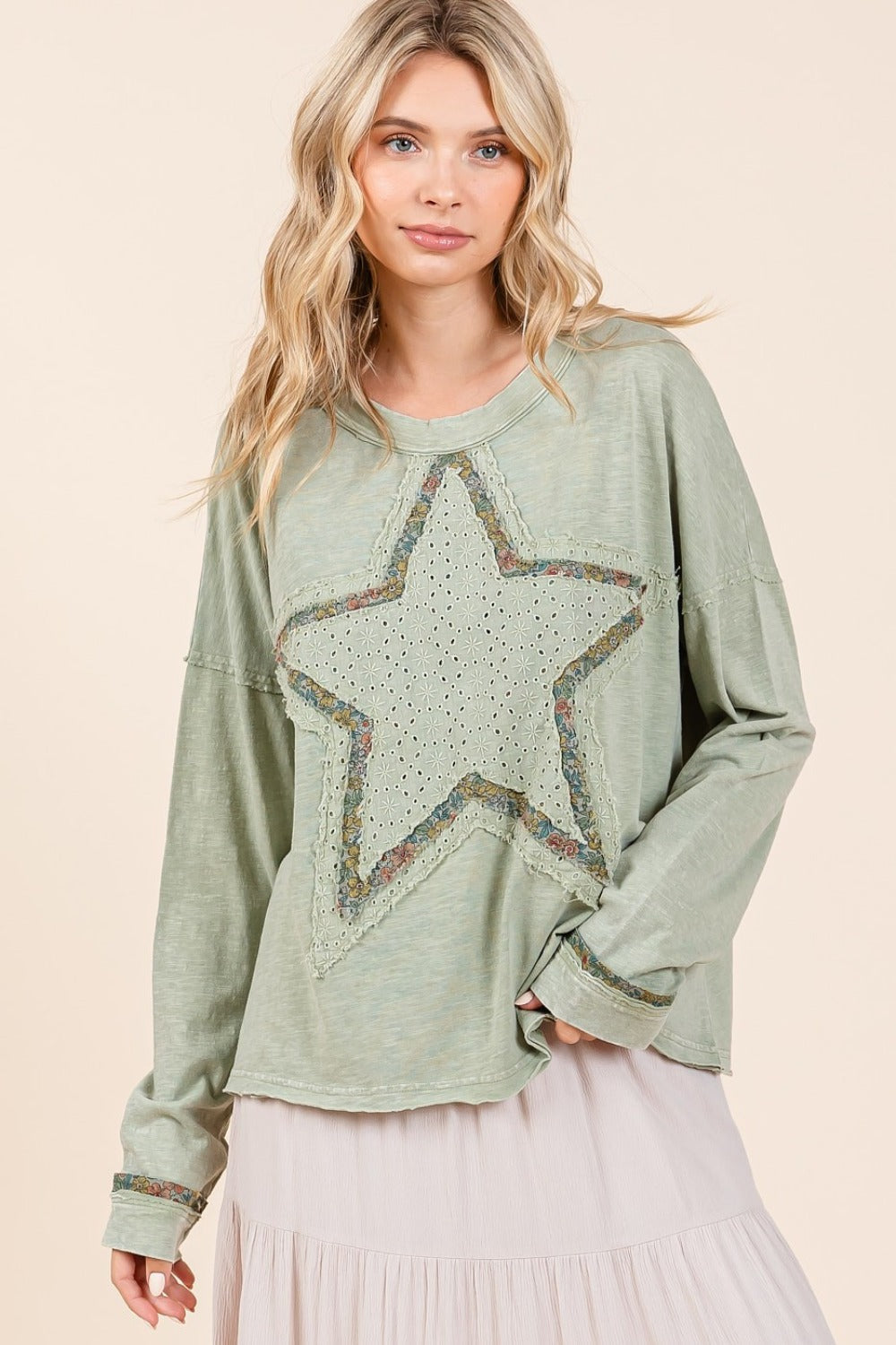 Classic Vintage T-Shirt with a Flattering Fit
