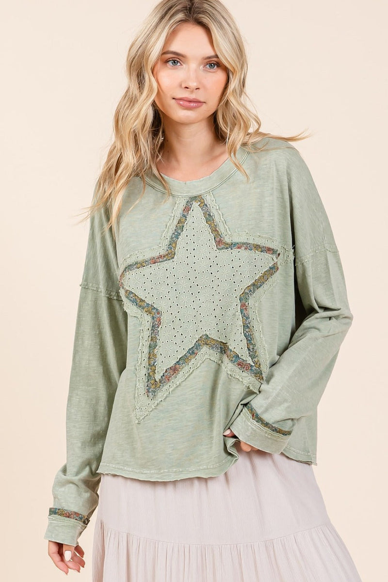 Classic Vintage T-Shirt with a Flattering Fit