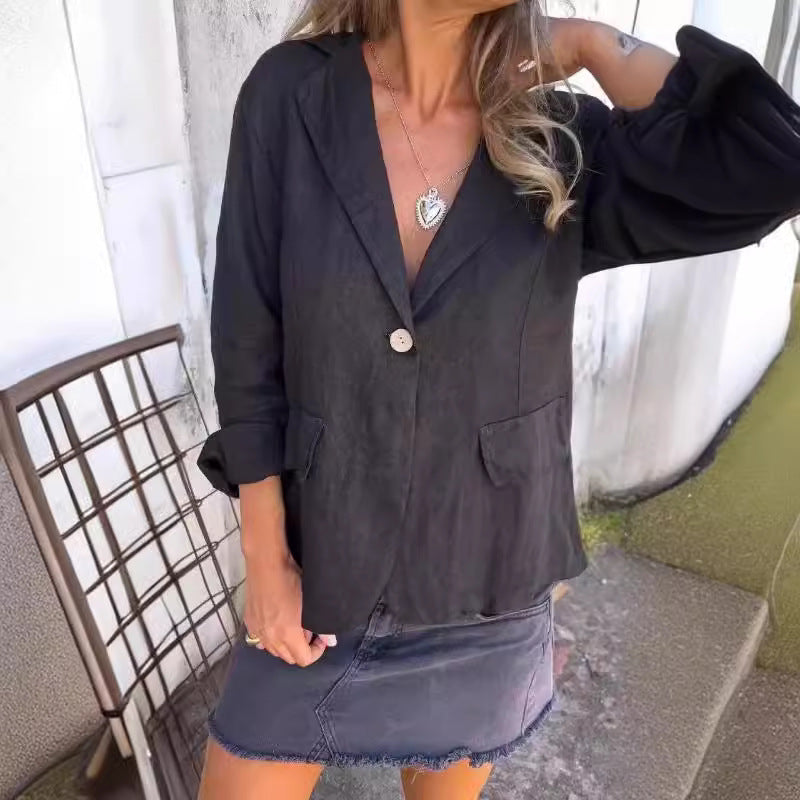 Effortlessly Elegant Garment with a Timeless Design