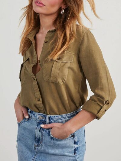Effortlessly Elegant Top with a Timeless Design
