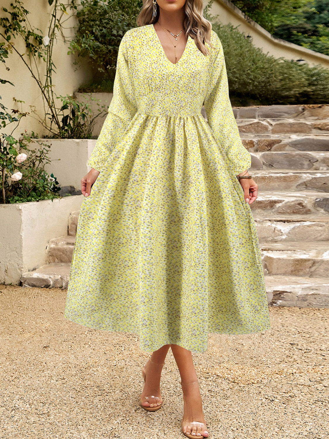 Sophisticated Dress with a Clean Classic Look