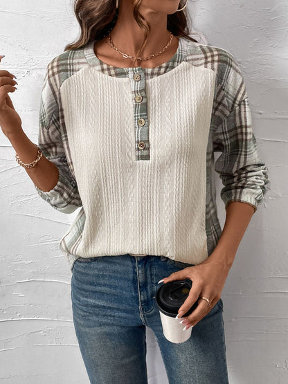 Beautifully Finished T-Shirt in a Timeless Design