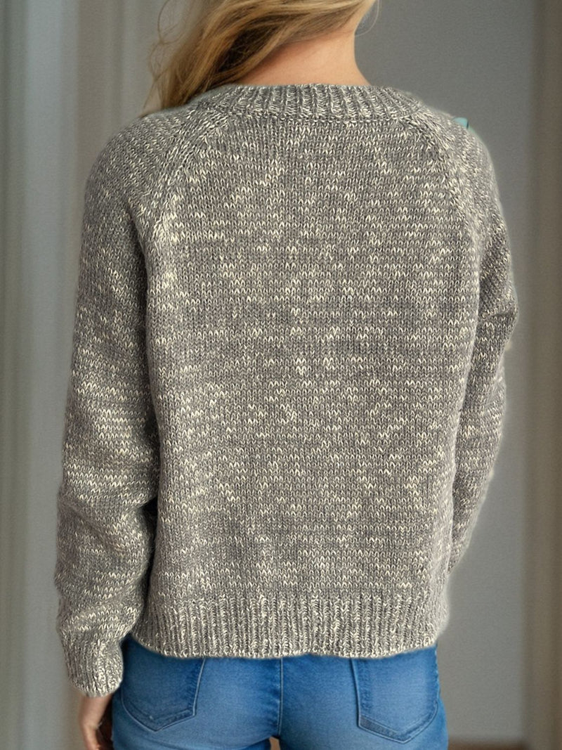 Effortlessly Elegant Cardigan with a Timeless Design