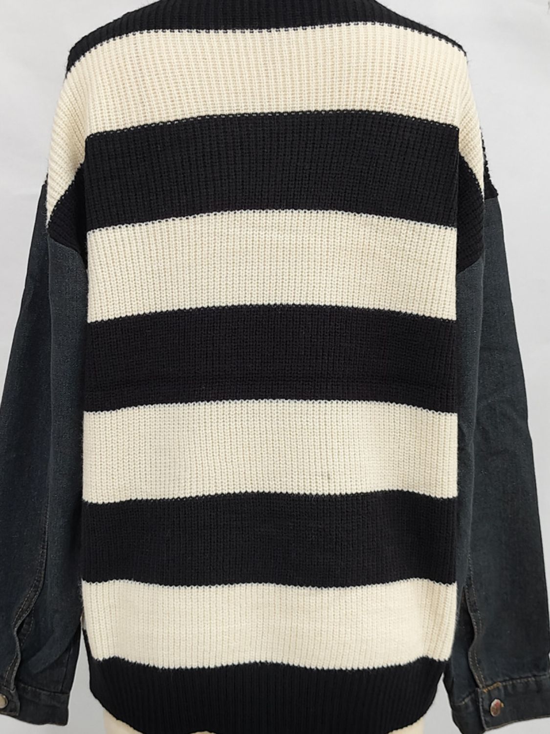 Beautifully Crafted Sweater in a Classic Style