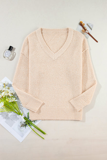 Well Tailored Sweater with a Graceful Silhouette