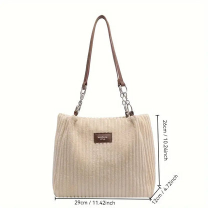 Well Tailored Bag with a Graceful Silhouette