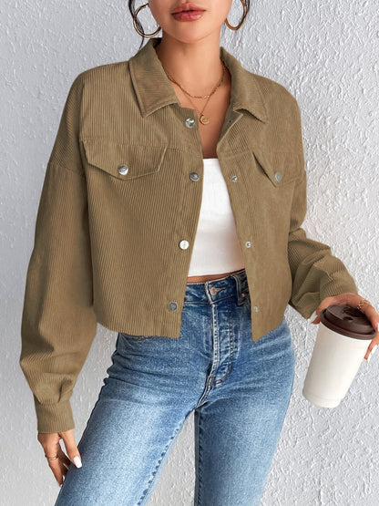 Well Tailored Jacket with a Graceful Silhouette