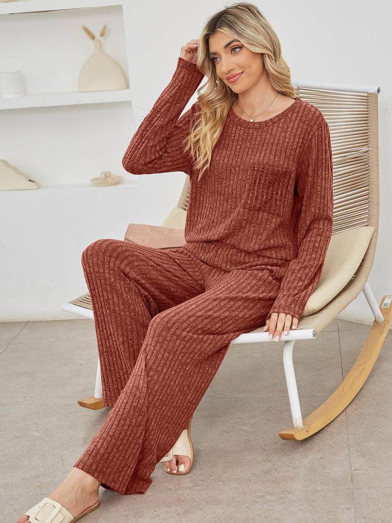 Polished Trousers with an Effortless Classic Look
