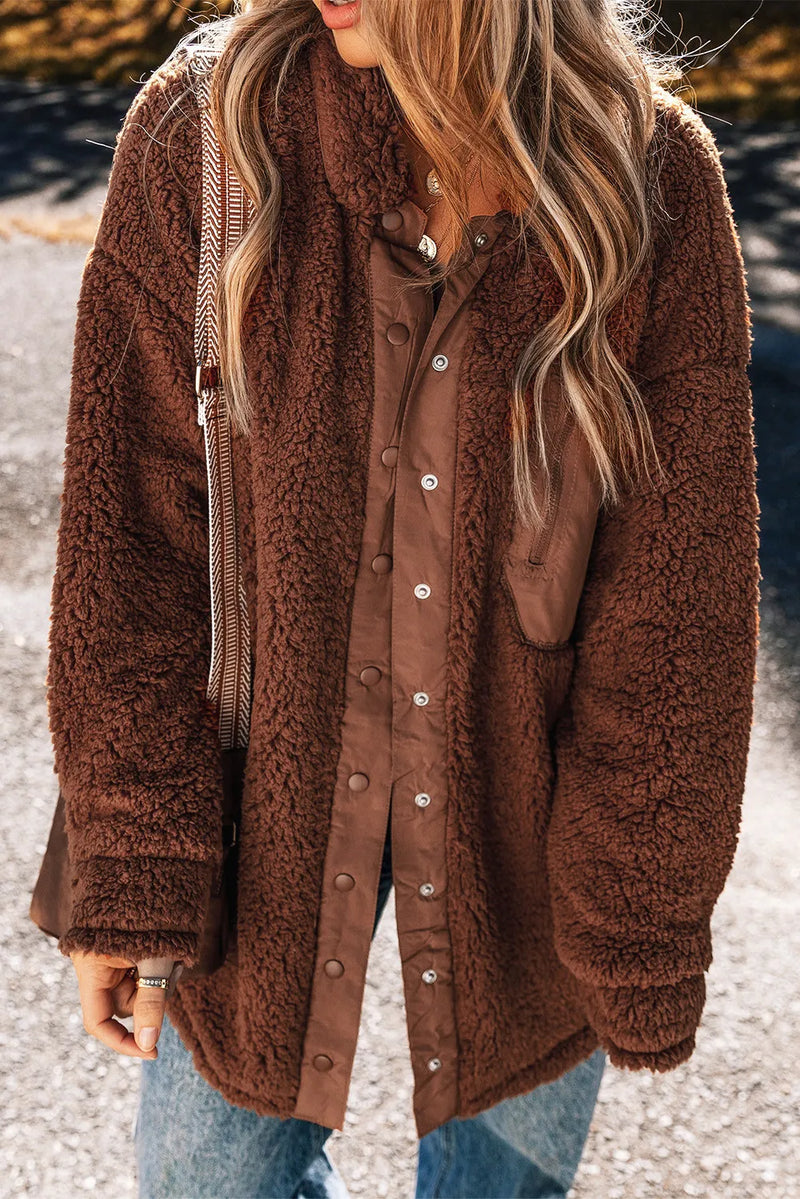 Well Tailored Jacket with a Graceful Silhouette