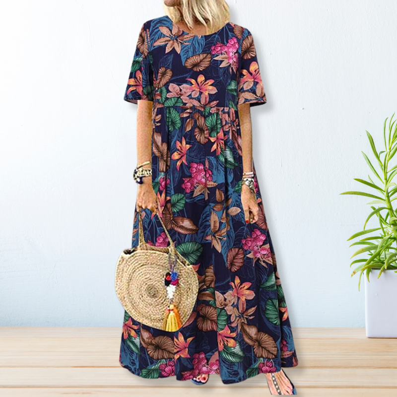 Classic Vintage Dress with a Flattering Fit