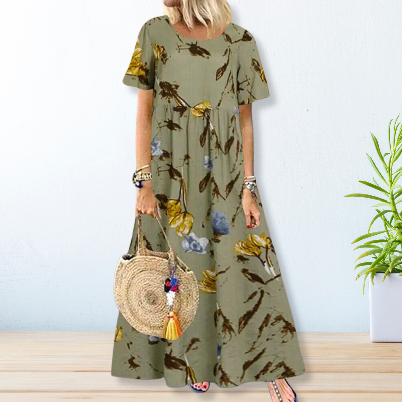 Classic Vintage Dress with a Flattering Fit