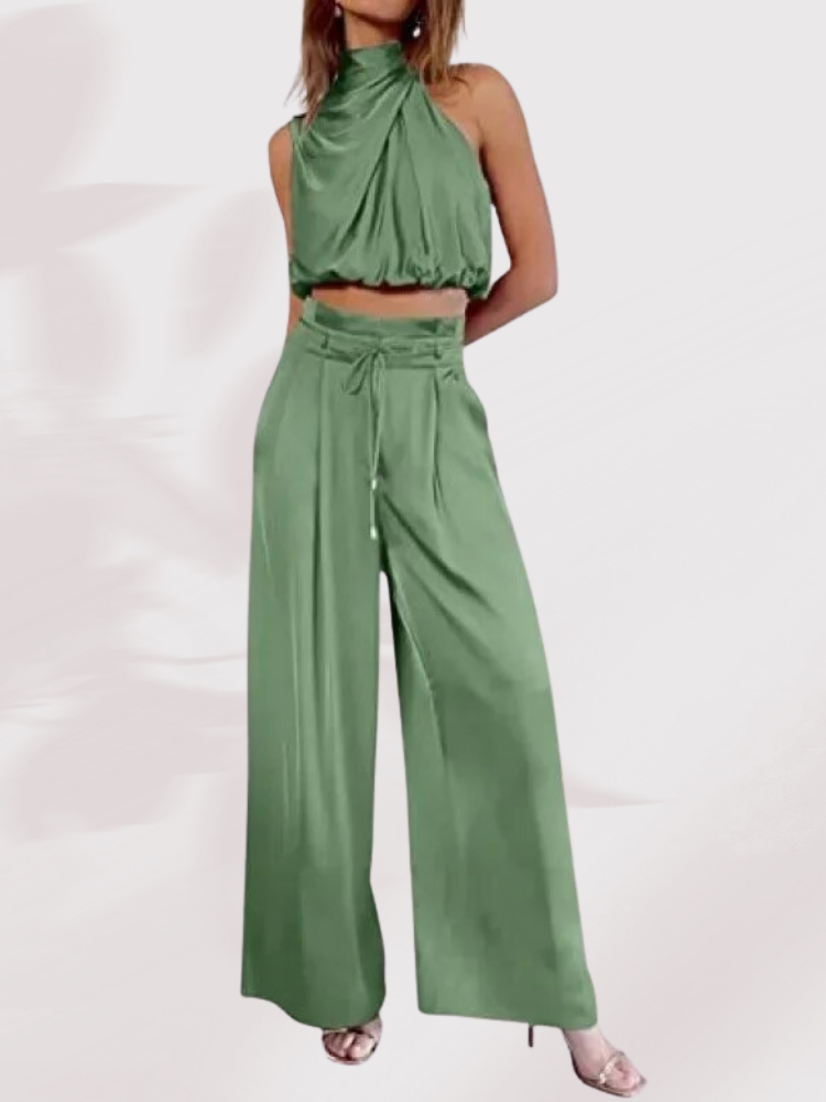 Classic Vintage Garment with a Flattering Fit