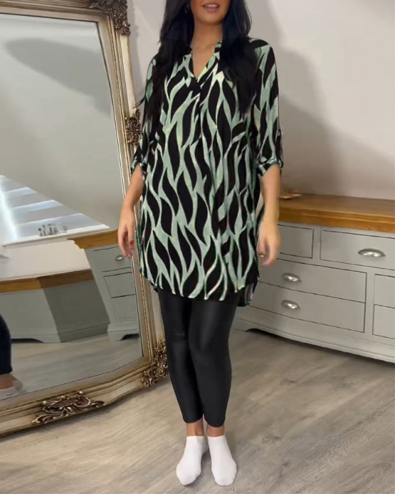 Classic Vintage Blouse with a Flattering Fit