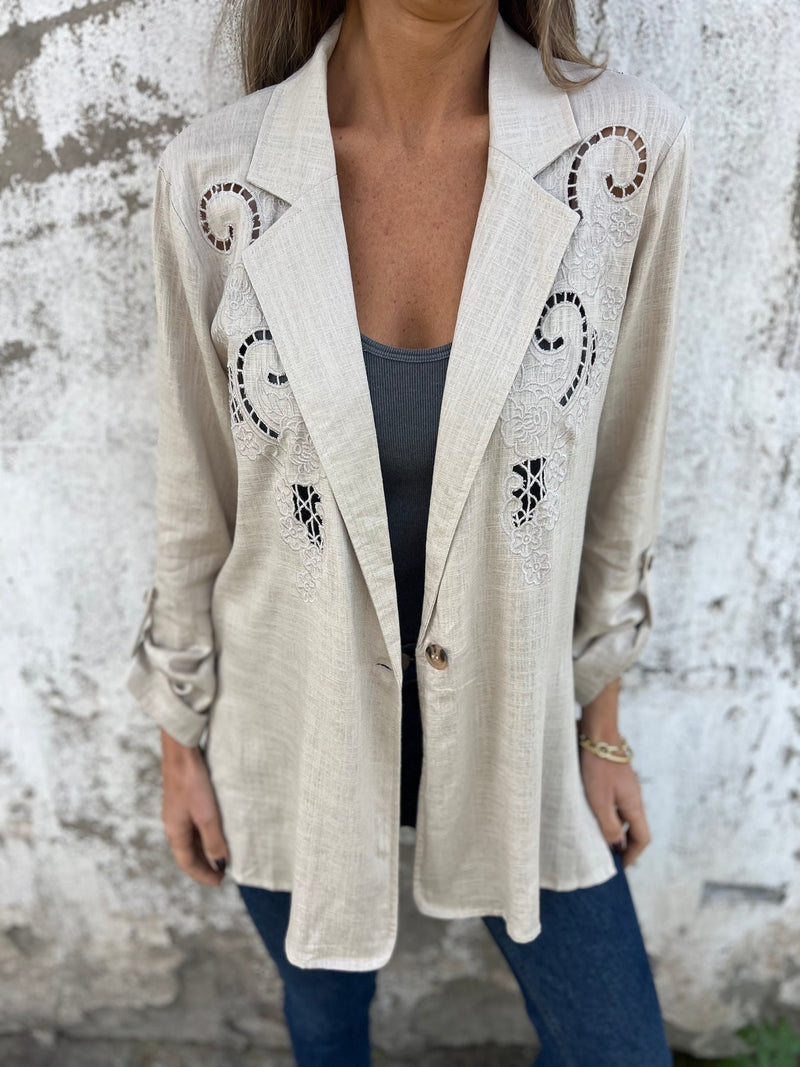 Classic Vintage & Enduringly Stylish Shirt