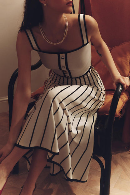 Polished Dress with an Effortless Classic Look
