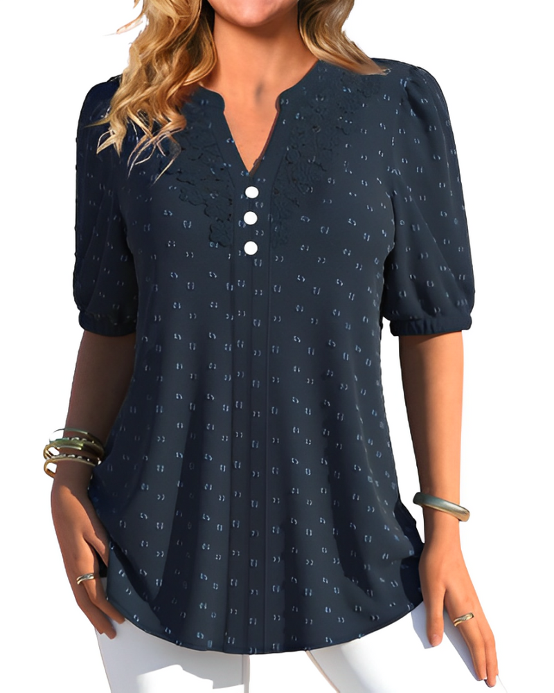 Beautifully Crafted Blouse in a Classic Style