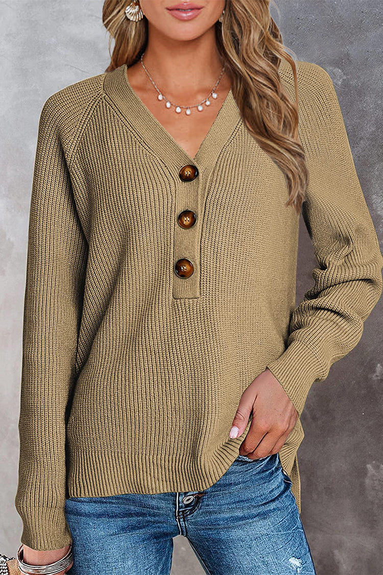 Well Tailored Sweater with a Graceful Silhouette