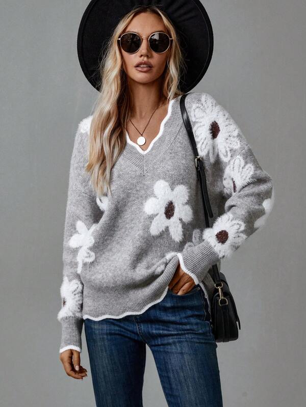 Effortlessly Elegant Sweater with a Timeless Design