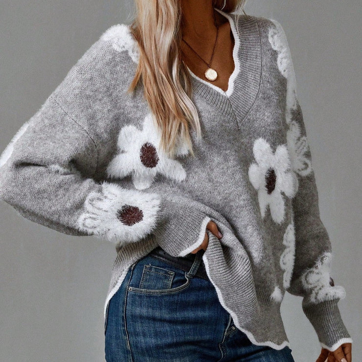 Effortlessly Elegant Sweater with a Timeless Design