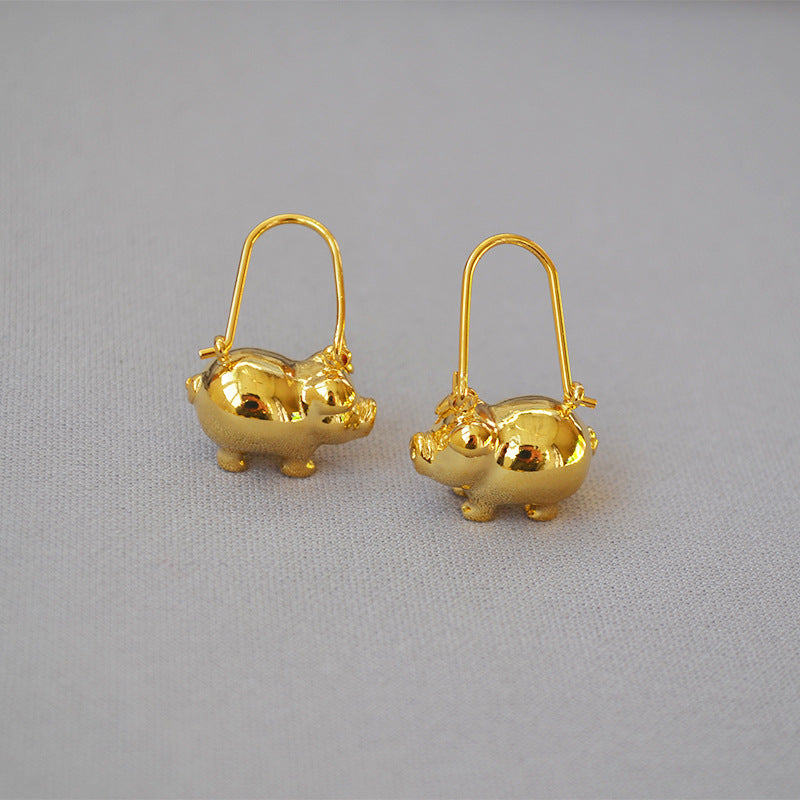 Klassinen Kulta Korvarengas ajattomalla viehätyksellä