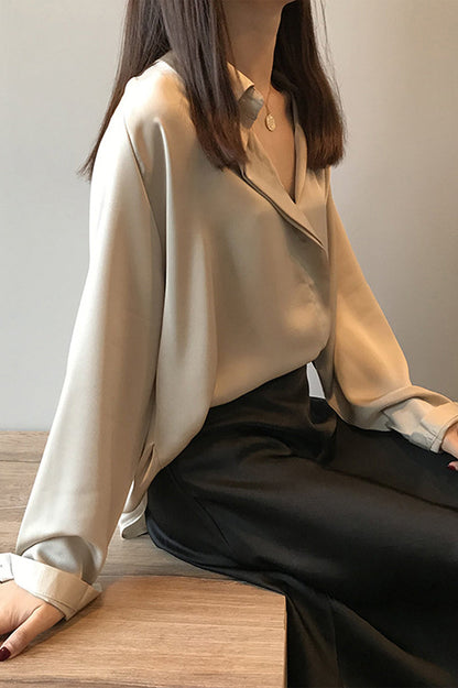Elegantly Styled Blouse for Everyday Wear