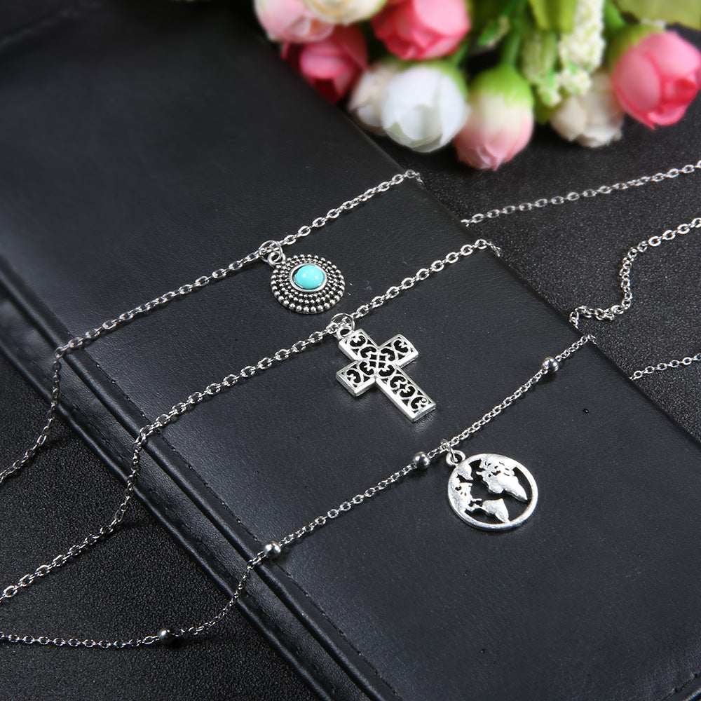 Klassinen Kaulakoru ajattomalla viehätyksellä