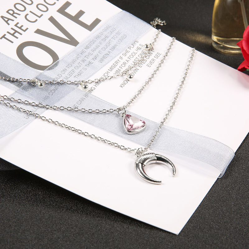 Klassinen Kaulakoru ajattomalla viehätyksellä