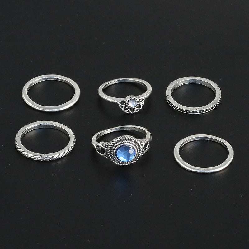 Hurmaava Sormus jokaiseen tilaisuuteen