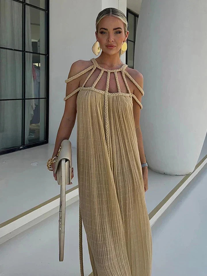 Gracefully Styled Dress for Any Occasion