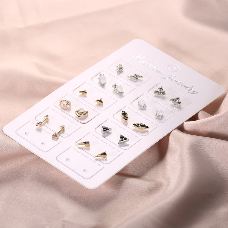 Klassinen Korusetti ajattomalla viehätyksellä