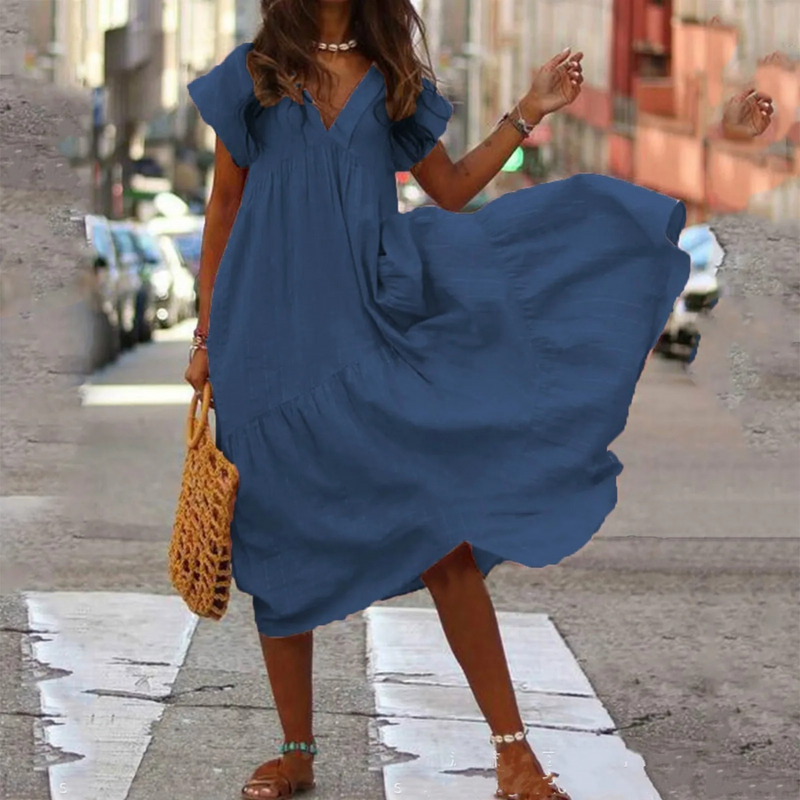 Classic Vintage Dress with a Flattering Fit