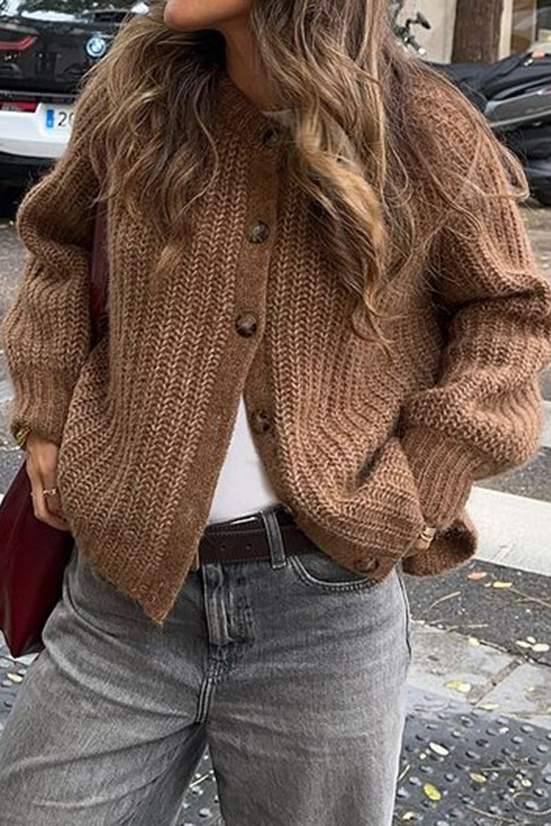 Gracefully Styled Cardigan for Any Occasion