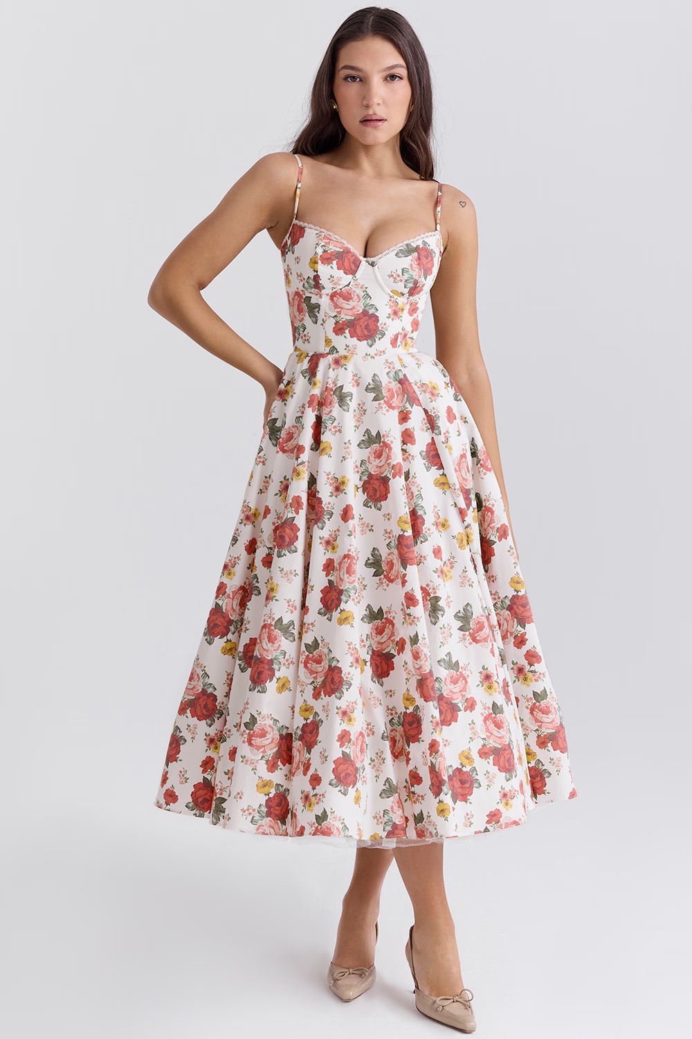 Beautifully Crafted Dress in a Classic Style