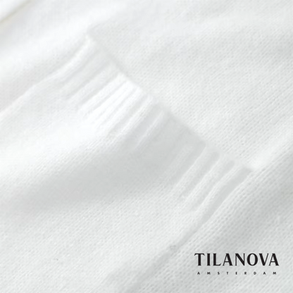 Effortlessly Elegant Cardigan with a Timeless Design