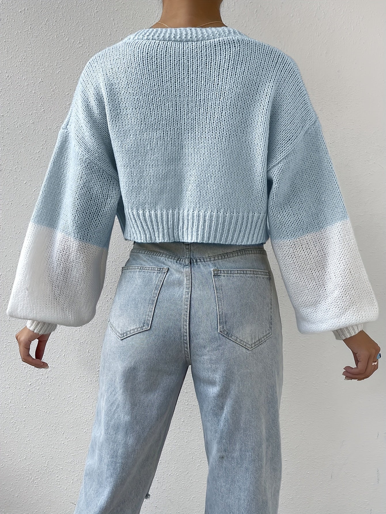 Well Tailored Garment with a Graceful Silhouette