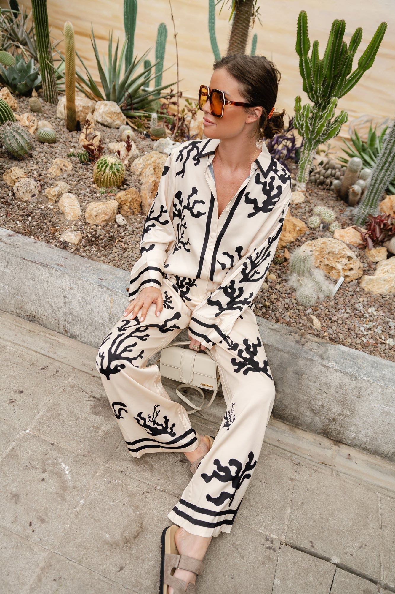 Gracefully Styled Garment for Any Occasion