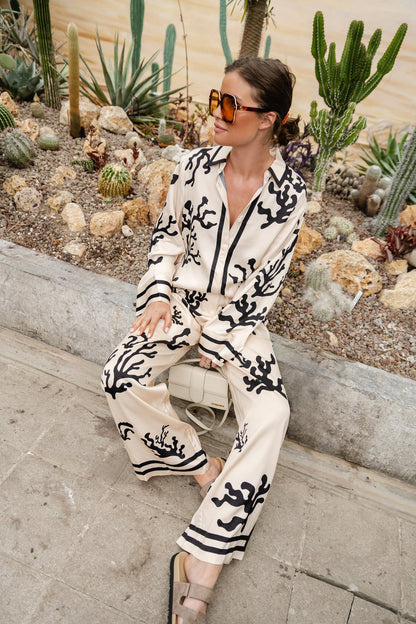 Gracefully Styled Garment for Any Occasion