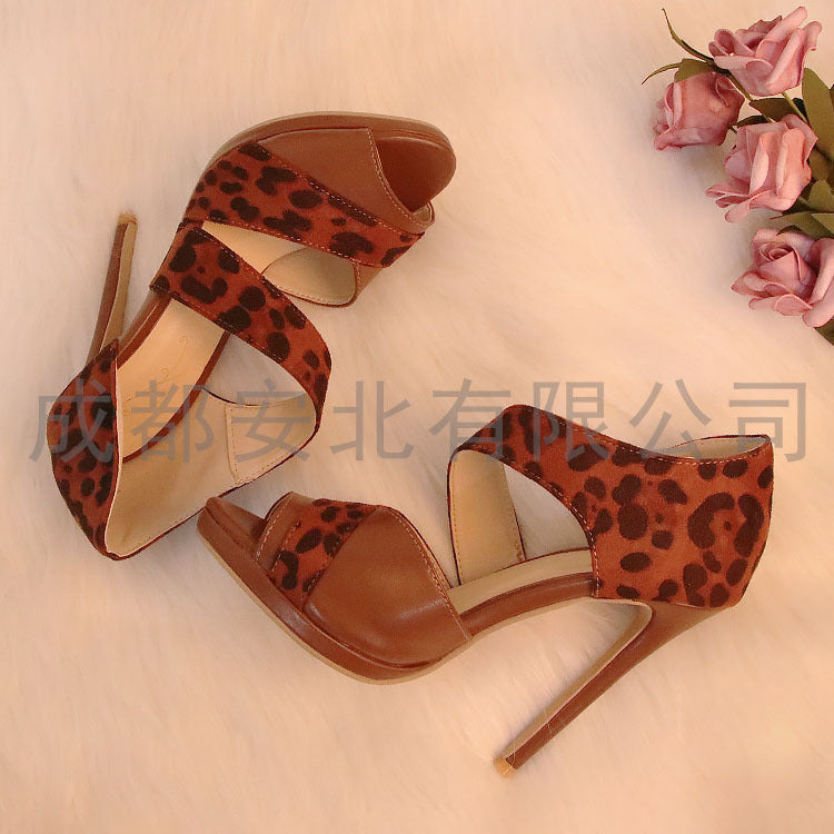 Vintage-henkiset Ortopediset Sandaalit