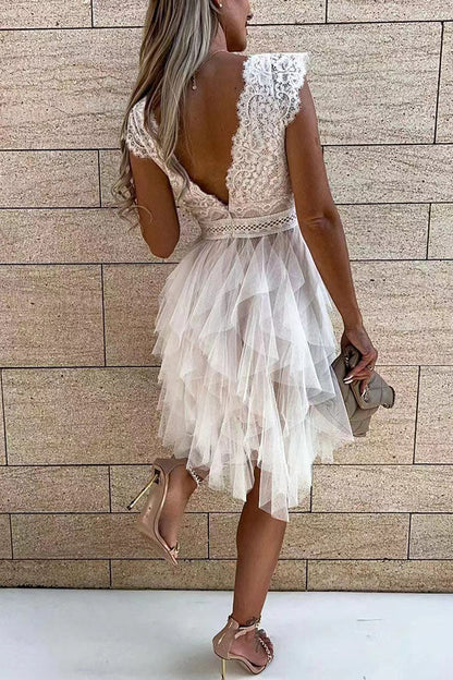 Sophisticated Dress with a Clean Classic Look