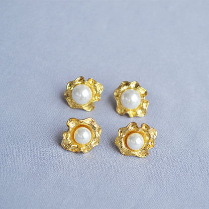 Elegantti Kulta Korvarengas jokaiseen tilaisuuteen