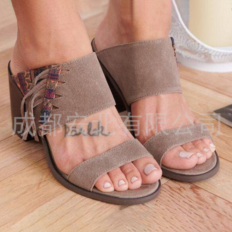 Tyylikkäät Ortopediset Sandaalit Ainutlaatuisella Muotoilulla