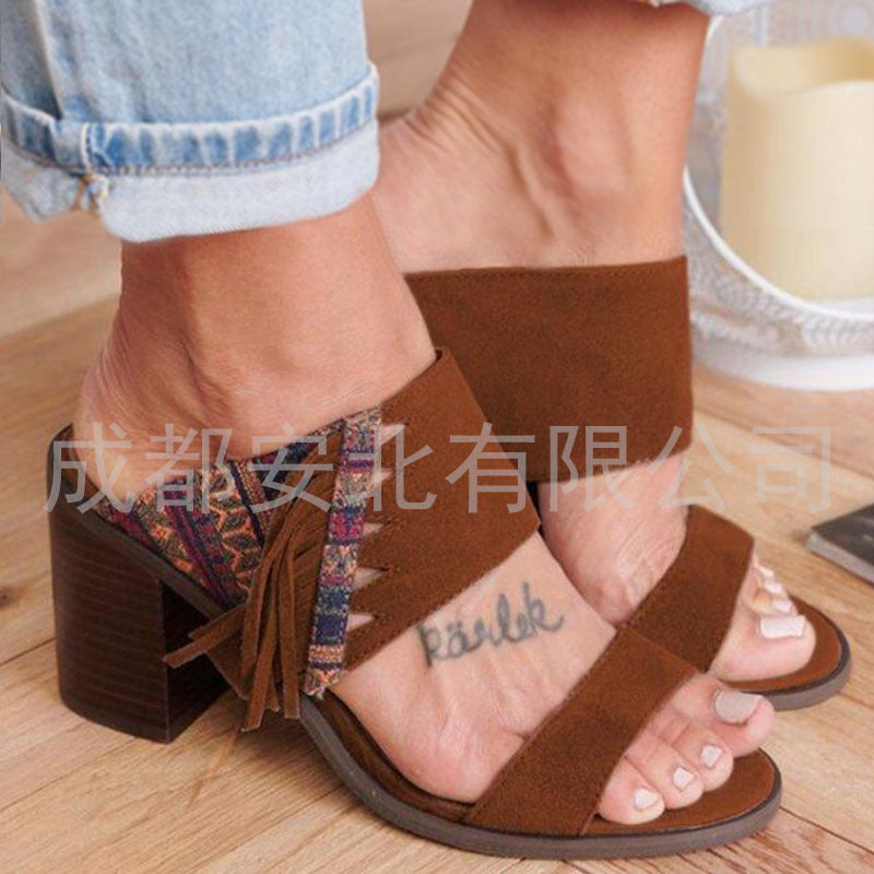 Tyylikkäät Ortopediset Sandaalit Ainutlaatuisella Muotoilulla