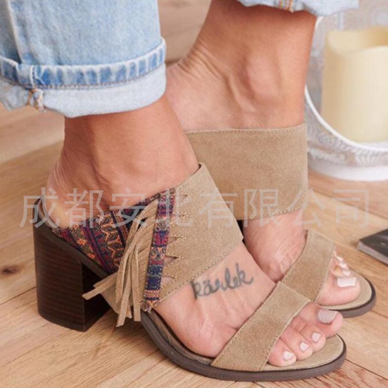 Tyylikkäät Ortopediset Sandaalit Ainutlaatuisella Muotoilulla