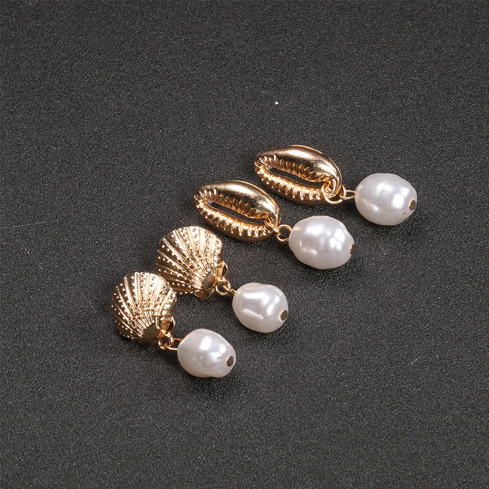 Klassinen Kulta Korusetti ajattomalla viehätyksellä