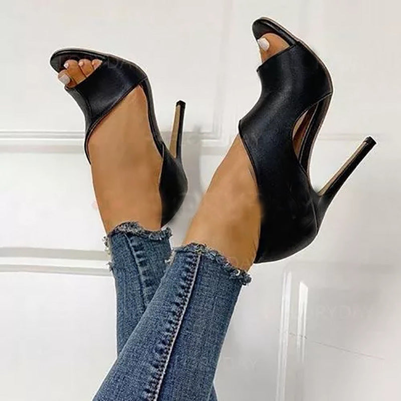 Klassiset Ortopediset Sandaalit Ajattomalla Tyylillä