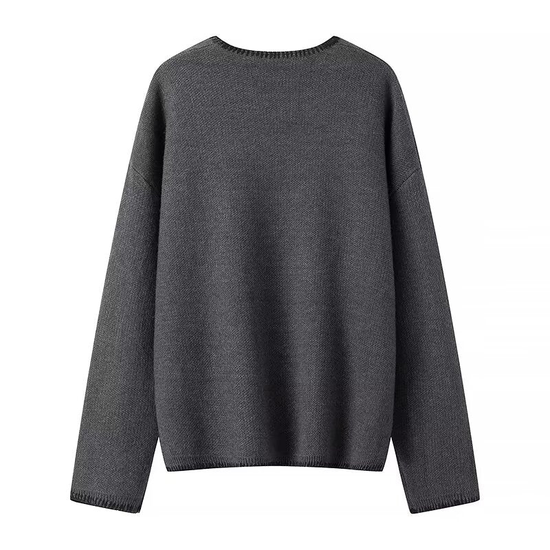 Beautifully Finished Pullover in a Timeless Design