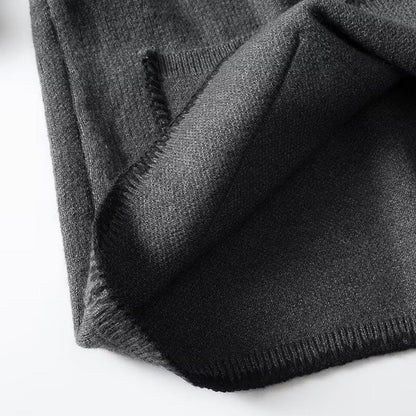 Beautifully Finished Pullover in a Timeless Design