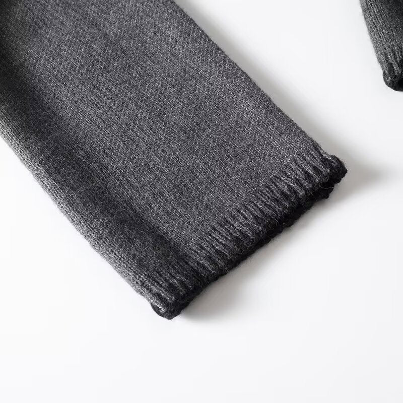 Beautifully Finished Pullover in a Timeless Design